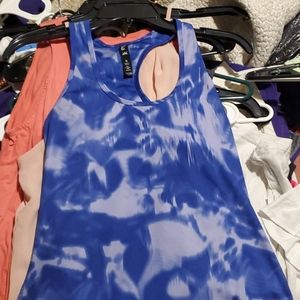 Stretchy workout tank top